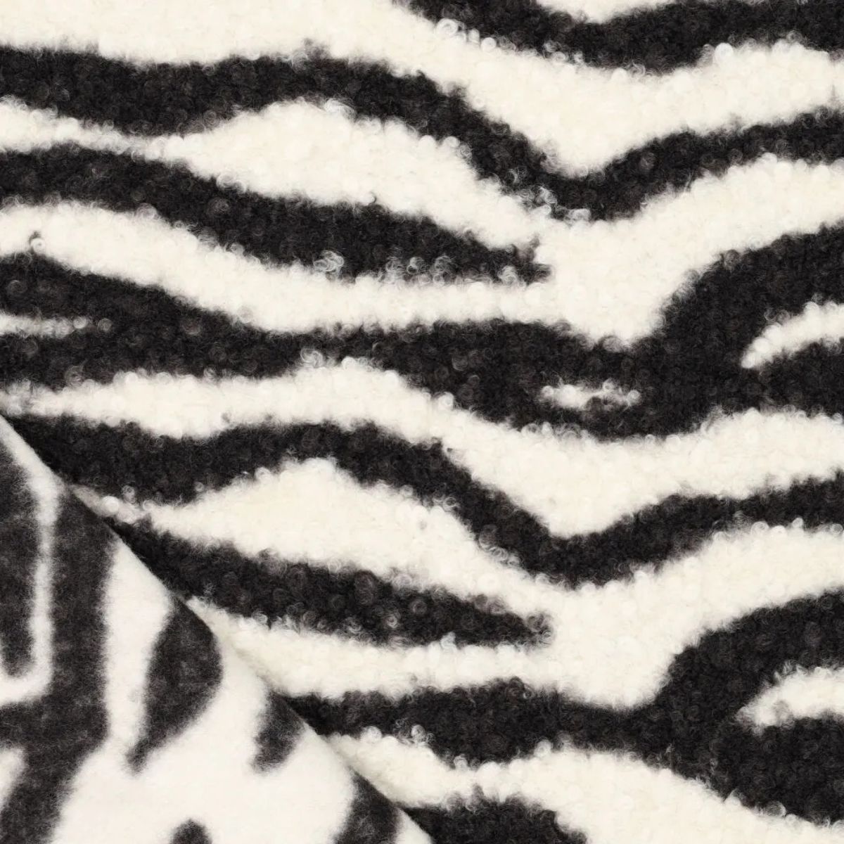 Leopard Loop