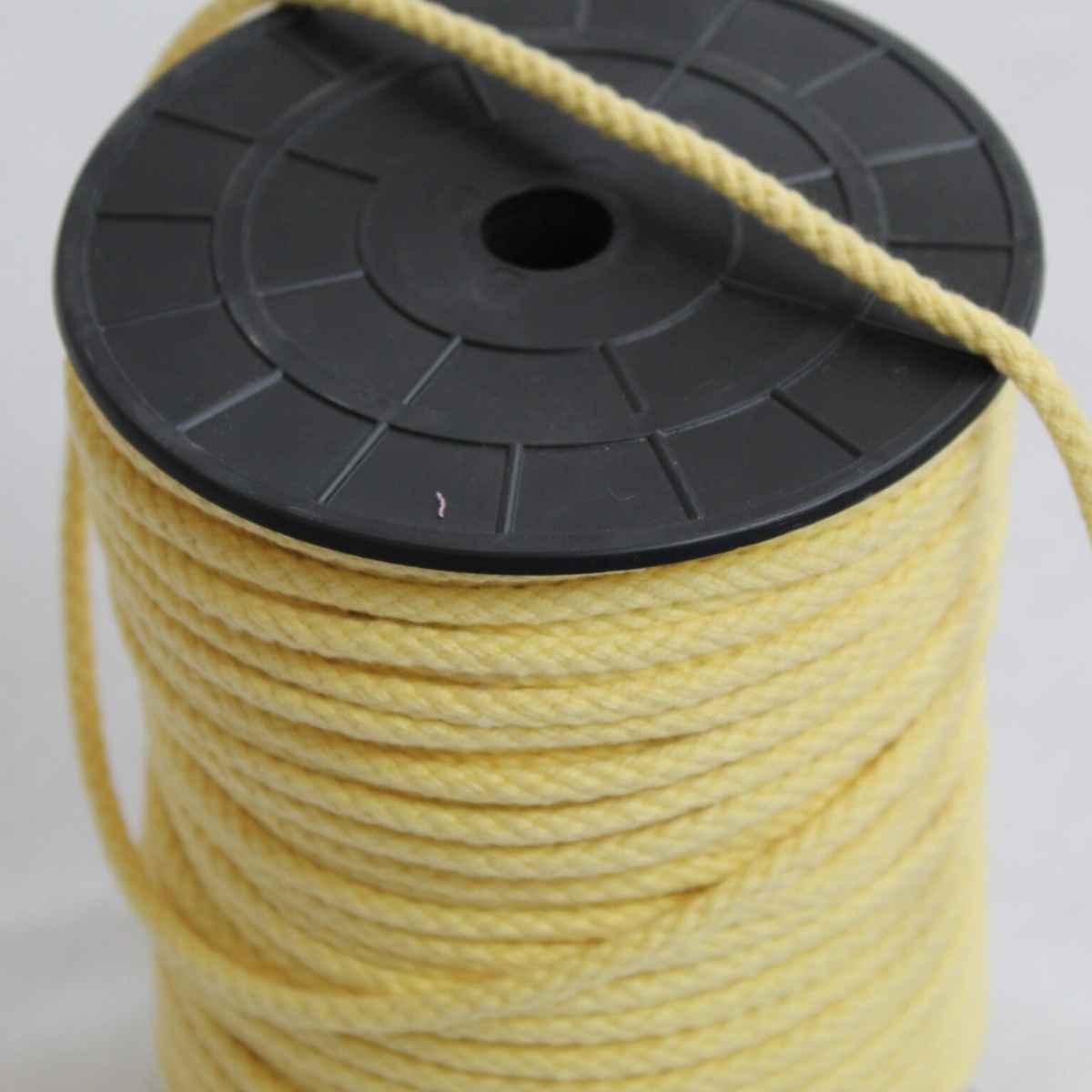 Cordón Poliéster 4mm Amarillo Nature